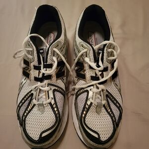 New Balance M1906RA Men's size 11